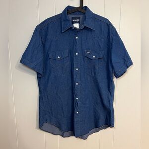 Vintage wrangler denim Pearl snap shirt short sleeve‎ western shirt, size L